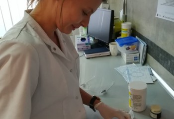 Uczennica podczas stażu