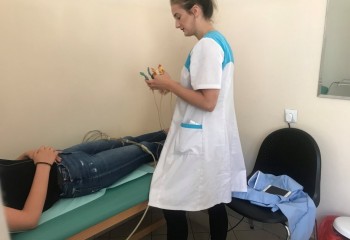 Uczennica podczas stażu